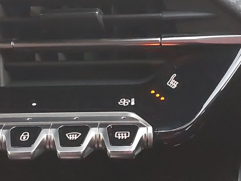 Used Peugeot 2008 2025 for sale - 76644119: Photo 16