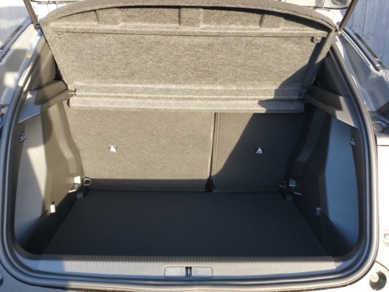 Used Peugeot 2008 2025 for sale - 77922055: Photo 8