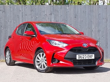 Used Toyota Yaris 2023 for sale - 78428571: Photo