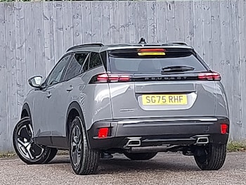 Used Peugeot 2008 2025 for sale - 76165776: Photo