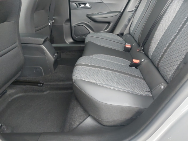 Used Peugeot 2008 2025 for sale - 76165776: Photo 6