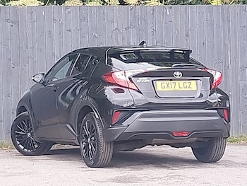 Used Toyota C-HR 2017 for sale - 79267779: Photo