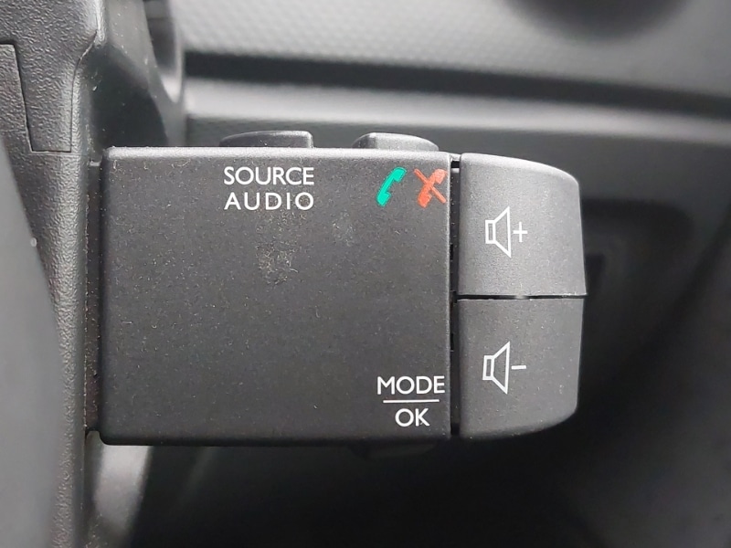 Used Renault Captur 2015 for sale - 77115013: Photo 19