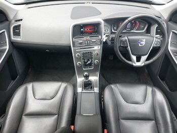 Used Volvo XC60 2016 for sale - 79343390: Photo