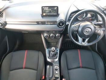 Used Mazda Mazda2 2016 for sale - 77343045: Photo