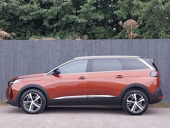 Used Peugeot 5008 2023 for sale - 79777074: Photo