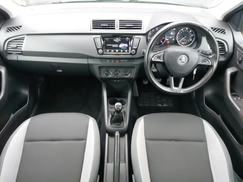 Used Skoda Fabia 2016 for sale - 76975137: Photo 2