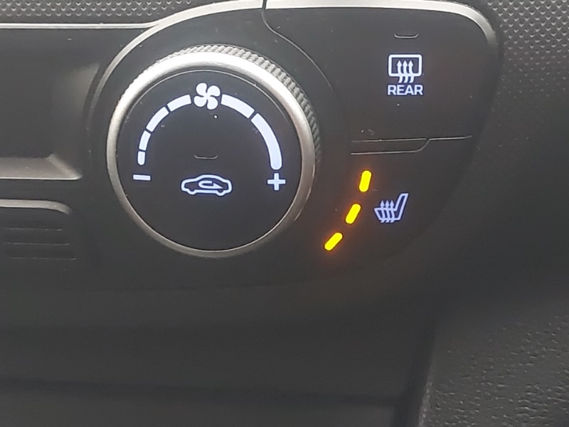 Used Hyundai i10 2019 for sale - 77522722: Photo 15