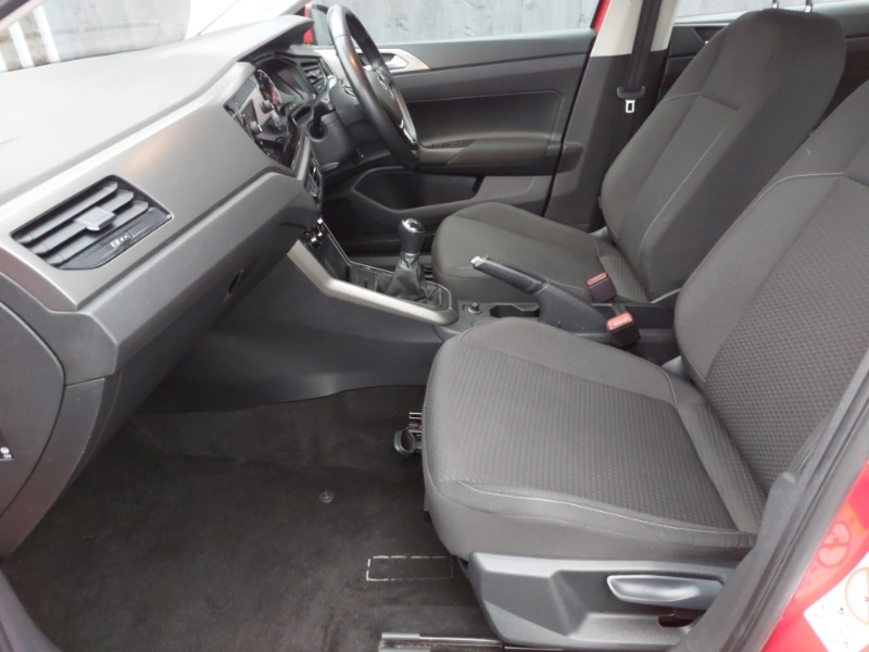 Used Volkswagen Polo 2019 for sale - 77035091: Photo 5