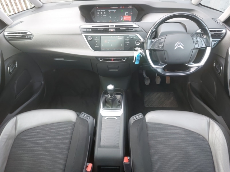 Used Citroen C4 Picasso 2017 for sale - 76834325: Photo 2