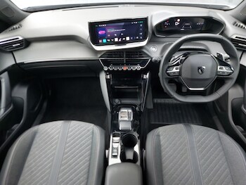 Used Peugeot 2008 2025 for sale - 77873869: Photo