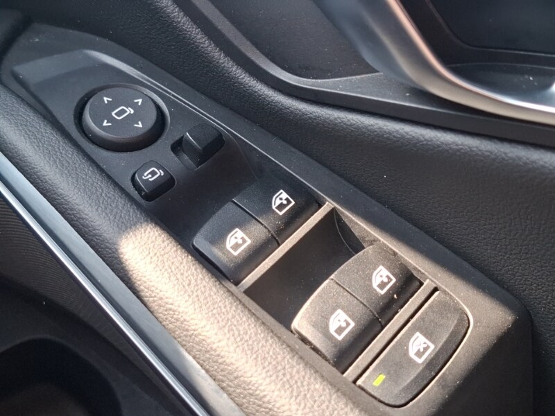 Used BMW 3 Series 2024 for sale - 76343730: Photo 17