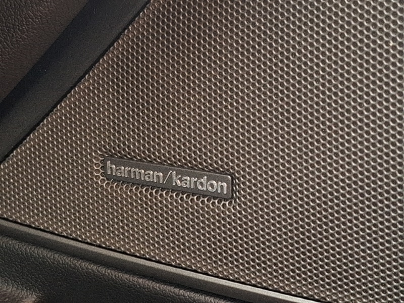 Used BMW 3 Series 2024 for sale - 76343730: Photo 19