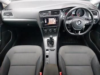 Used Volkswagen Golf 2019 for sale - 76431506: Photo