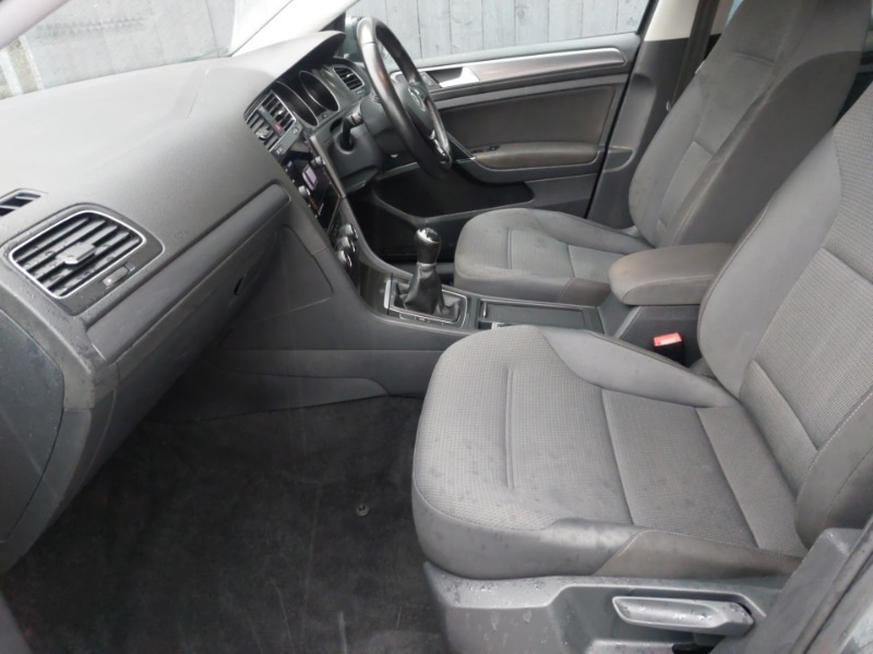 Used Volkswagen Golf 2019 for sale - 76431506: Photo 5