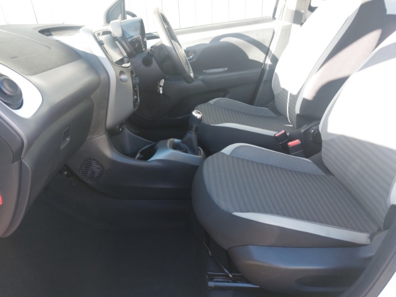 Used Toyota AYGO 2020 for sale - 76358880: Photo 5