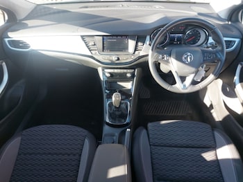 Used Vauxhall Astra 2020 for sale - 77782600: Photo