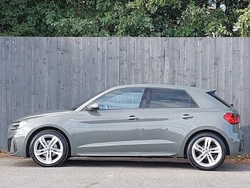 Used Audi A1 2020 for sale - 76294301: Photo