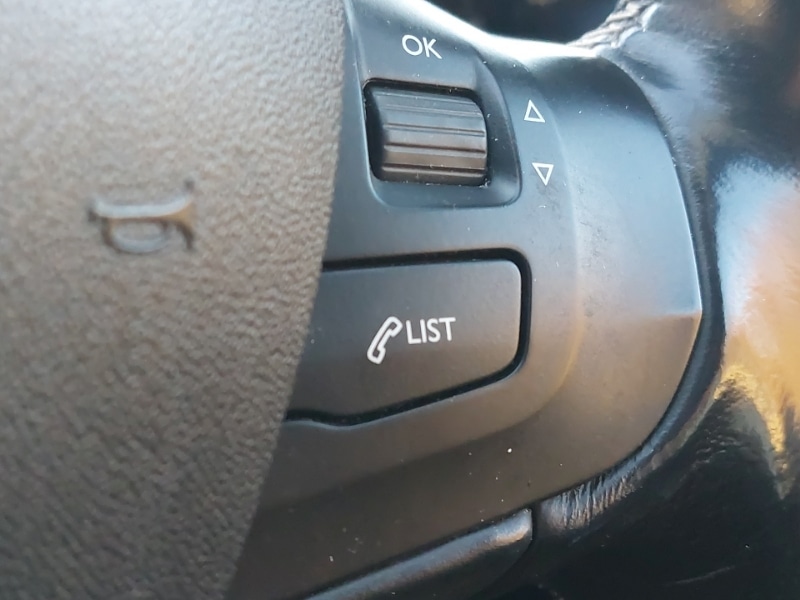 Used Peugeot 2008 2017 for sale - 76628976: Photo 12