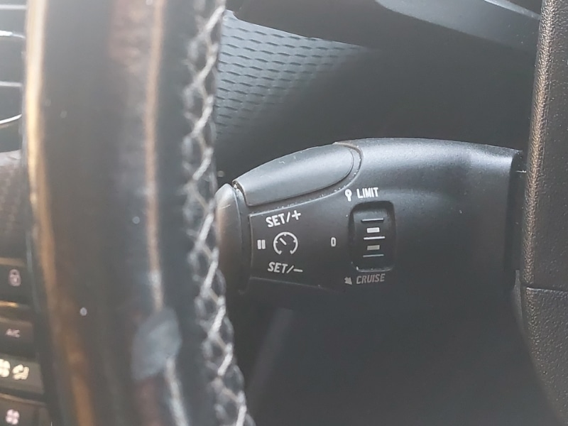 Used Peugeot 2008 2017 for sale - 76628976: Photo 14