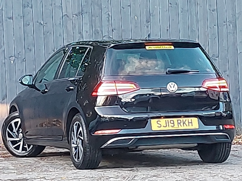 Used Volkswagen Golf 2019 for sale - 76408195: Photo 3