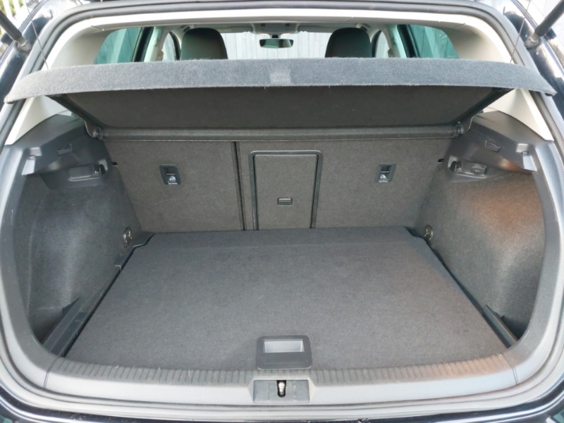 Used Volkswagen Golf 2019 for sale - 76408195: Photo 8