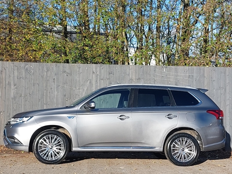 Used Mitsubishi Outlander 2021 for sale - 76628960: Photo 4