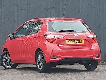 Used Toyota Yaris 2019 for sale - 77503385: Photo