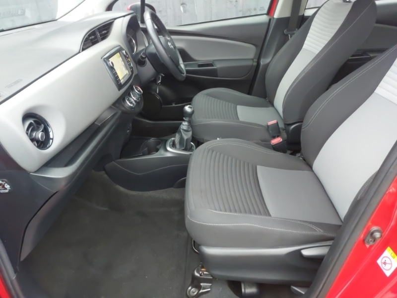 Used Toyota Yaris 2019 for sale - 77503385: Photo 5