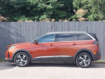 Used Peugeot 5008 2023 for sale - 79618571: Photo