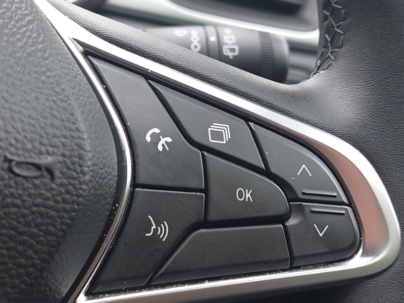 Used Renault Captur 2022 for sale - 76108139: Photo 12