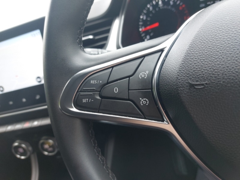 Used Renault Captur 2022 for sale - 76108139: Photo 13