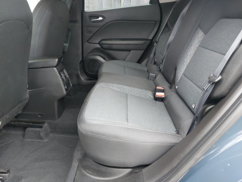 Used Renault Captur 2022 for sale - 76108139: Photo 6