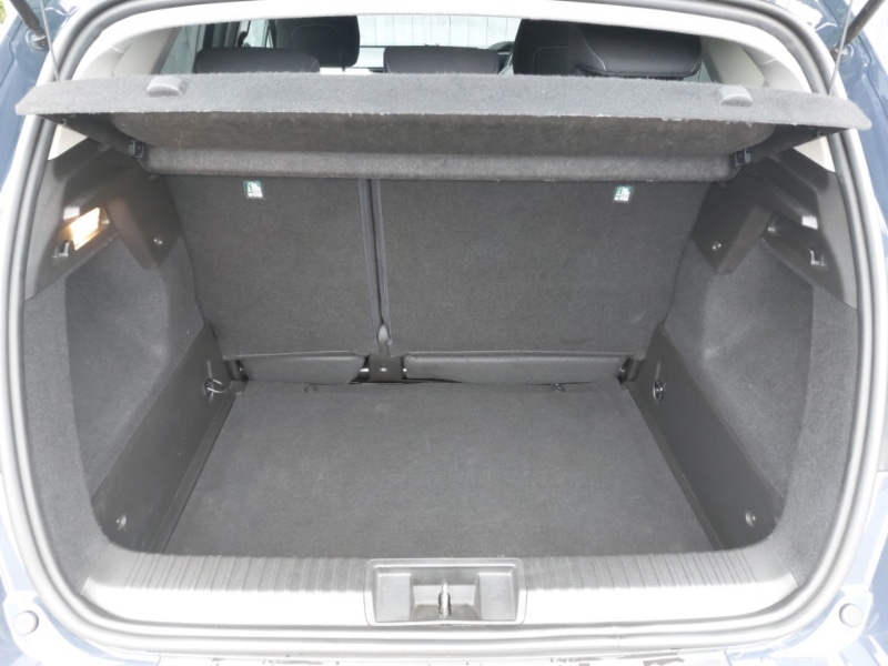 Used Renault Captur 2022 for sale - 76108139: Photo 8