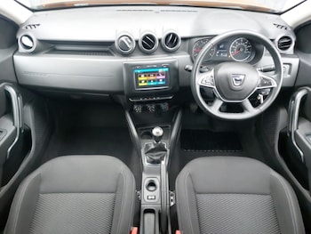 Used Dacia Duster 2020 for sale - 79424979: Photo