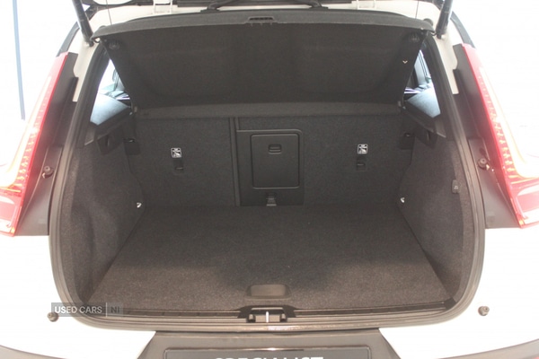 Used Volvo XC40 2021 for sale - 77672250: Photo 34