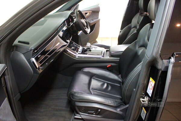 Used Audi Q8 2023 for sale - 76350294: Photo 32