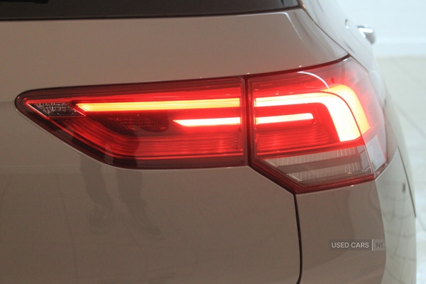 Used Volkswagen Golf 2024 for sale - 76634363: Photo 22