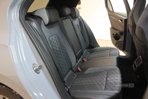 Used Volkswagen Golf 2024 for sale - 76634363: Photo 27