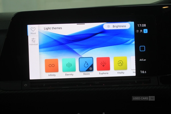 Used Volkswagen Golf 2024 for sale - 76634363: Photo 42