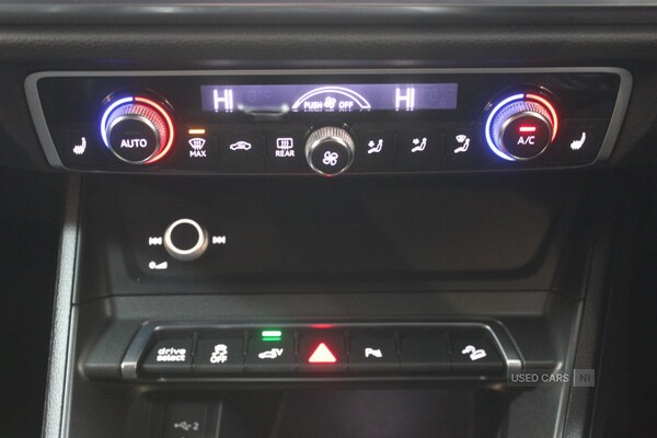 Used Audi Q3 2022 for sale - 77840278: Photo 40