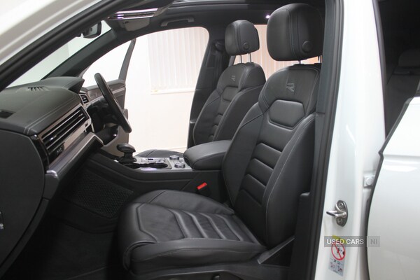 Used Volkswagen Touareg 2022 for sale - 76228604: Photo 31