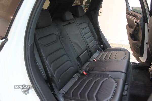 Used Volkswagen Touareg 2022 for sale - 76228604: Photo 32