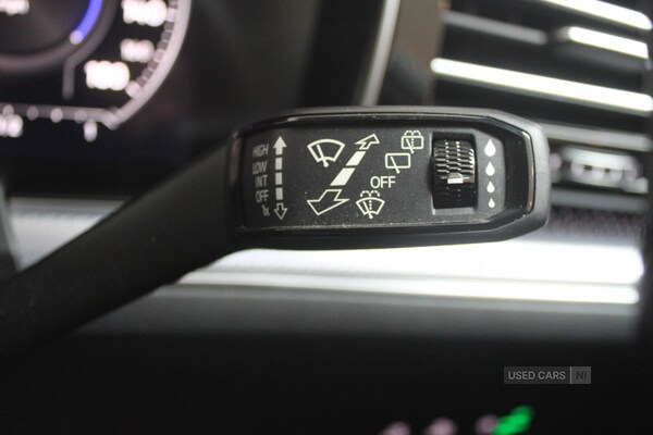 Used Volkswagen Touareg 2022 for sale - 76228604: Photo 38