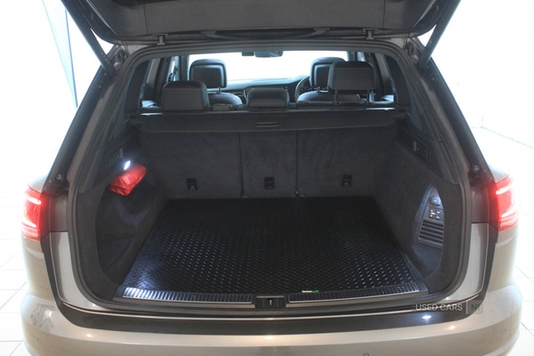 Used Volkswagen Touareg 2024 for sale - 76474315: Photo 31