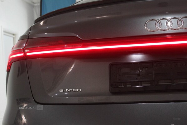 Used Audi e-tron 2021 for sale - 77132388: Photo 31