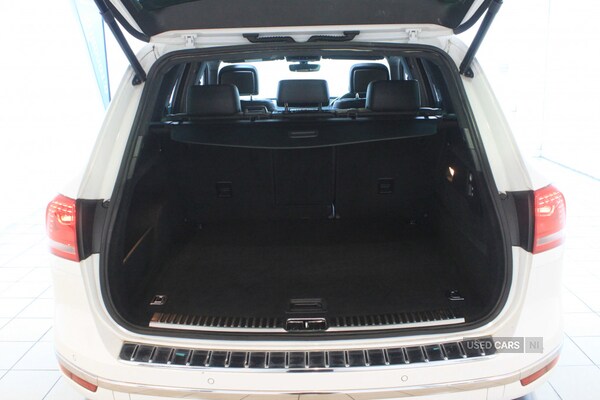 Used Volkswagen Touareg 2017 for sale - 76486147: Photo 28