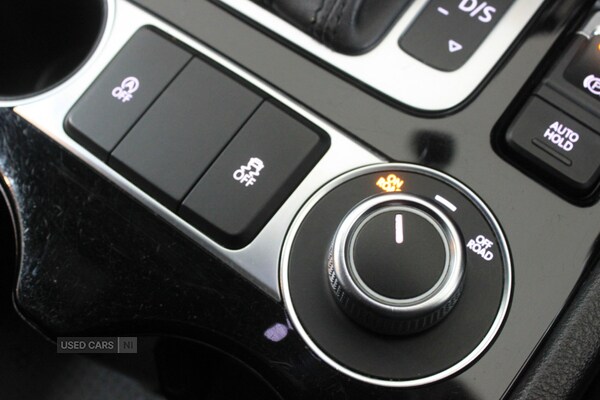 Used Volkswagen Touareg 2017 for sale - 76486147: Photo 38