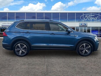 Used Volkswagen Tiguan Allspace 2018 for sale - 76474996: Photo