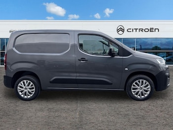 Used Citroen Berlingo 2022 for sale - 76272946: Photo 2
